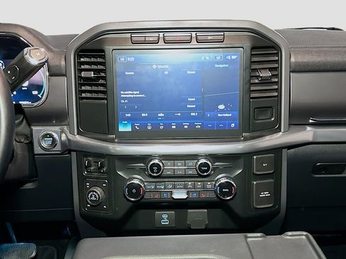 Certified 2022 Ford F150 Lariat AWD/4WD image 12