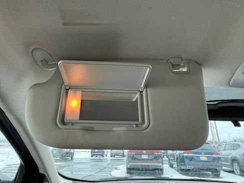 Used 2019 Ford Escape SE image 28