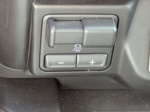 Used 2023 Chevrolet Silverado 2500 LTZ w/ LTZ Convenience Package image 25