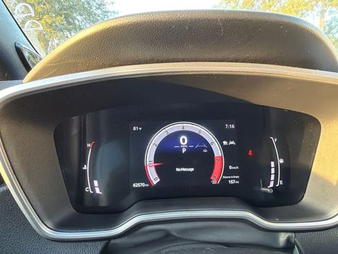 Used 2023 Toyota Corolla XSE FWD image 7