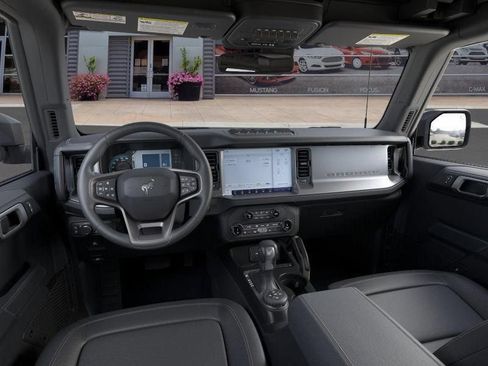 New 2025 Ford Bronco Badlands AWD/4WD image 9