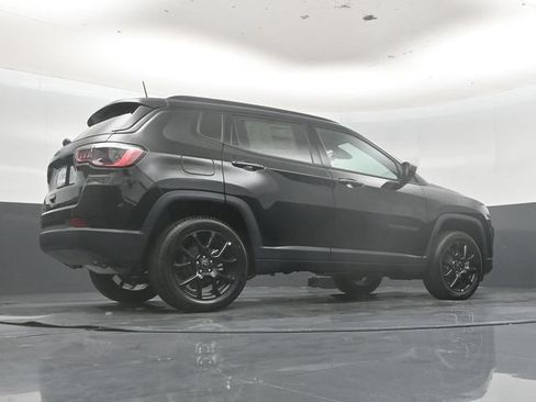 New 2026 Jeep Compass Latitude AWD/4WD image 45