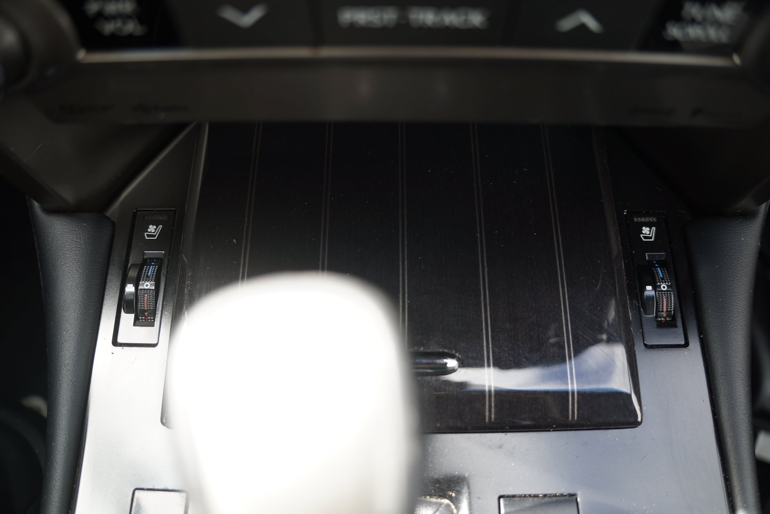 Used 2020 Lexus GX 460 Premium w/ Premium Package AWD/4WD image 34