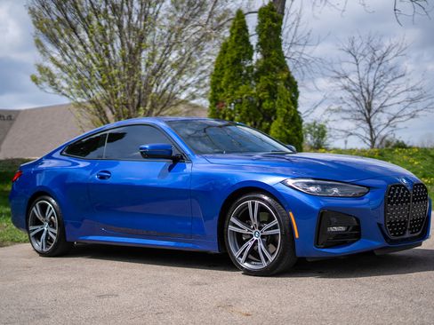 Used 2024 BMW 430i xDrive Coupe w/ M Sport Package image 3