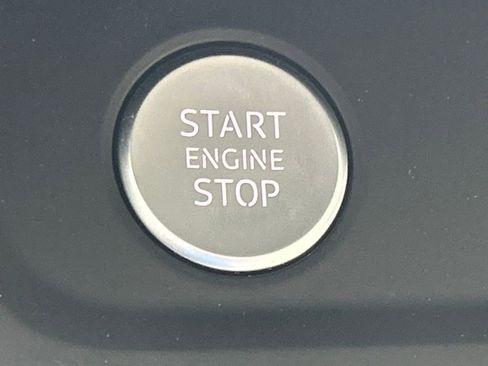 Used 2020 Audi Q3 2.0T Premium Plus w/ Premium Plus Package image 45