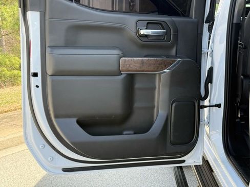 Used 2022 GMC Sierra 1500 Denali w/ Denali Premium Package image 33