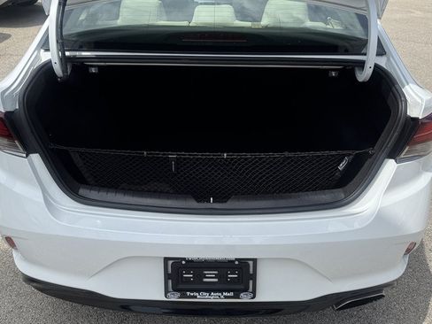 Used 2018 Hyundai Sonata SEL FWD image 11
