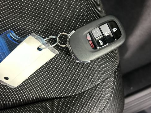 Used 2024 Honda CR-V LX image 38