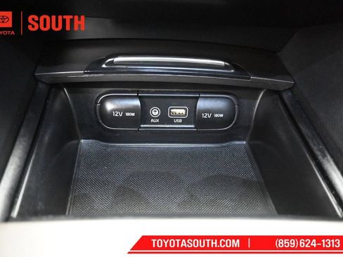Used 2020 Kia Optima SE FWD image 18