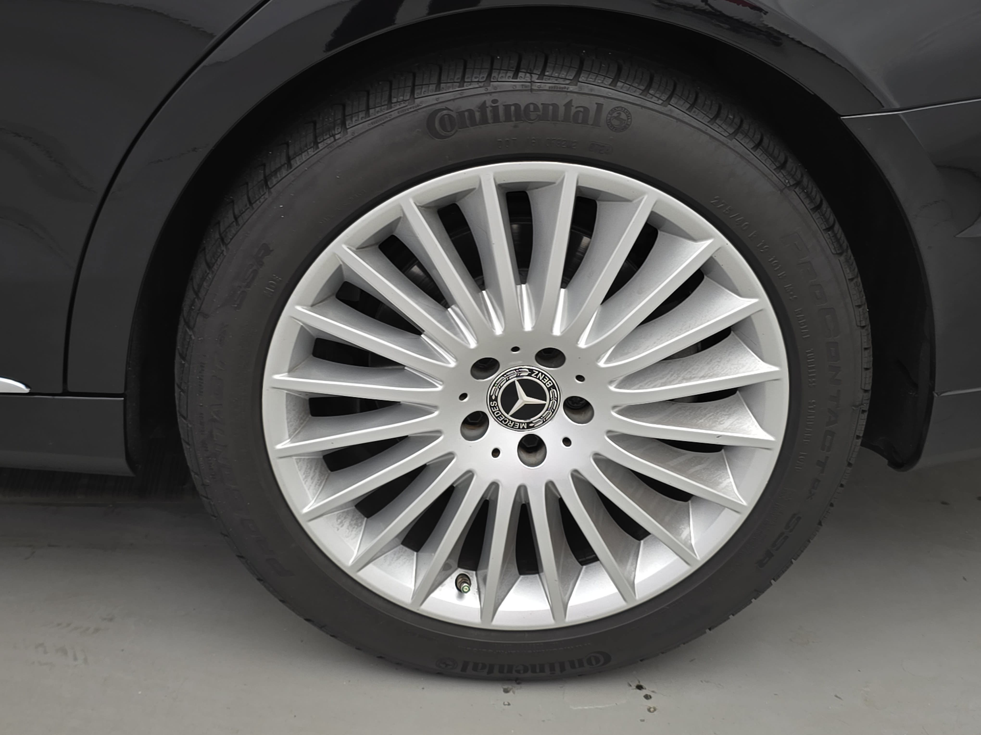 Used 2020 Mercedes-Benz S 560 Sedan image 36