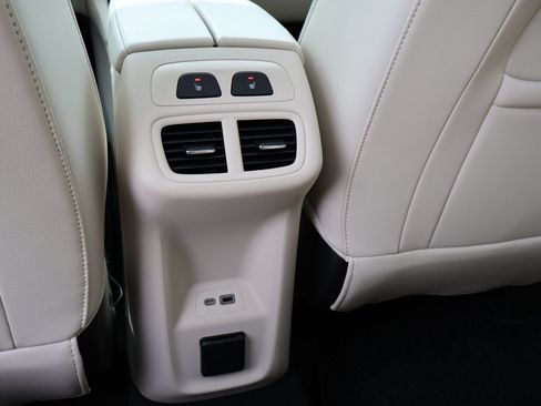 Used 2023 Buick Envision Avenir FWD image 15