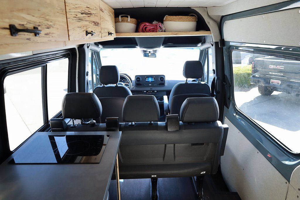 Used 2022 Mercedes-Benz Sprinter 2500 image 24