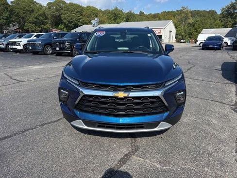 Used 2023 Chevrolet Blazer LT AWD/4WD image 4