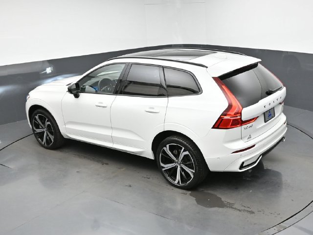 Used 2024 Volvo XC60 B5 Ultimate w/ Protection Package Premier AWD/4WD image 47