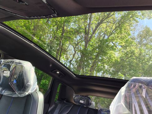 New 2026 Cadillac Lyriq Sport image 24