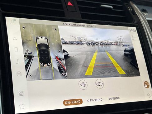 New 2026 Land Rover Discovery Limited Edition AWD/4WD image 25