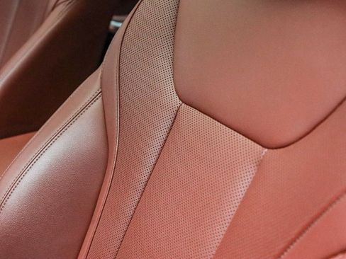 Used 2022 BMW 330i Sedan w/ M Sport Package image 23