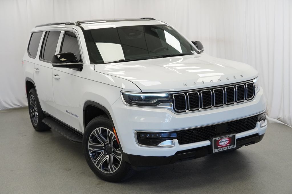 Used 2023 Jeep Wagoneer 4WD w/ Premium Group I image 19