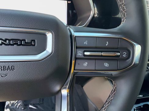 New 2026 GMC Canyon Denali AWD/4WD image 27