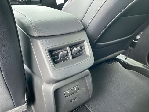 New 2025 Chevrolet Equinox EV RS w/ Active Safety Package 3 AWD/4WD image 19
