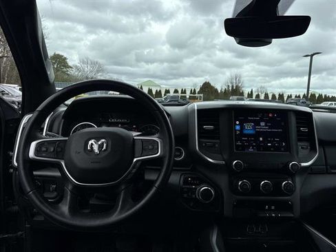 Used 2022 RAM 1500 Big Horn image 9