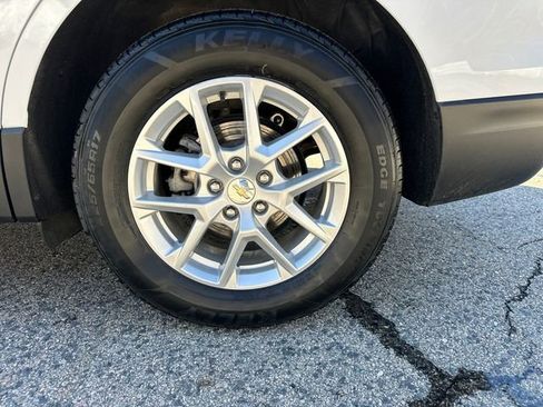 Used 2024 Chevrolet Equinox LT image 13