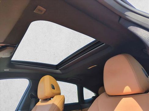 Used 2023 BMW i4 eDrive35 w/ Premium Package RWD image 16