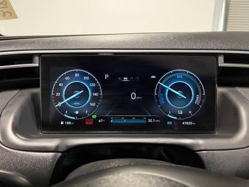Used 2022 Hyundai Tucson Limited AWD/4WD image 24
