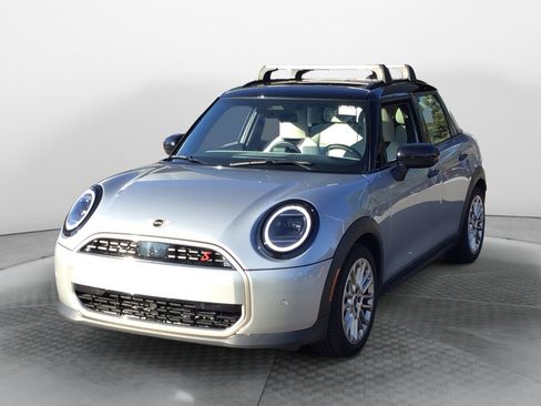 Certified 2025 MINI Cooper S image 3