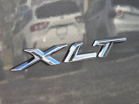 Used 2023 Ford Explorer XLT w/ Equipment Group 202A RWD image 16