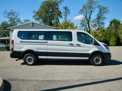Used 2022 Ford Transit 350 XL image 7