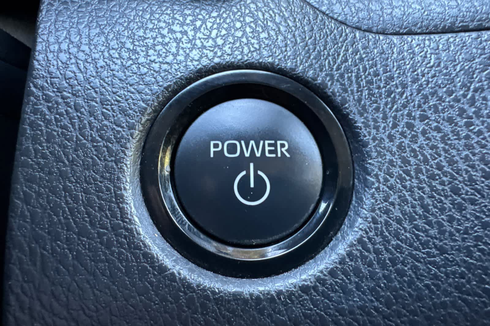 Used 2025 Toyota Camry LE AWD/4WD image 21