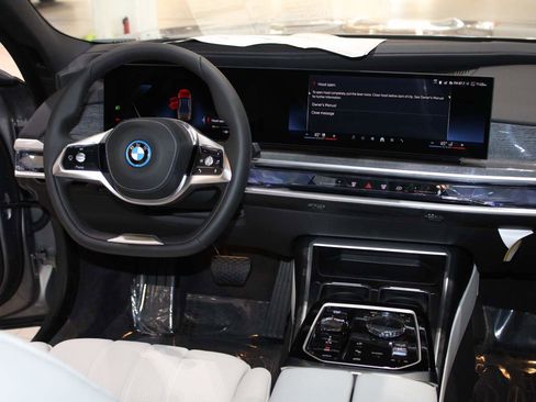 New 2026 BMW i7 eDrive50 image 19