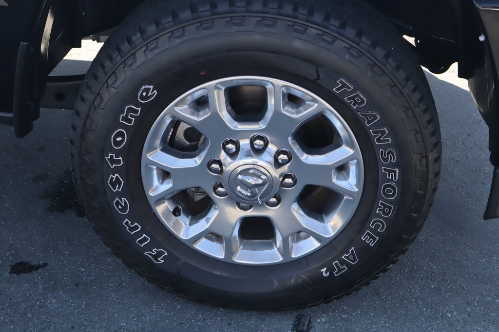 Used 2024 RAM 2500 Laramie AWD/4WD image 10