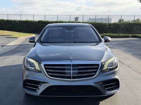 Used 2019 Mercedes-Benz S 560 Sedan image 3