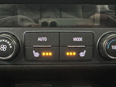 Used 2019 GMC Acadia Denali image 8