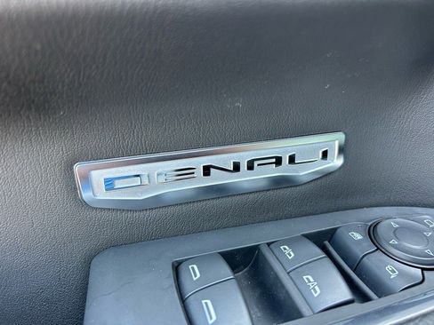 Used 2024 GMC Sierra 1500 Denali w/ Denali Reserve Package image 22