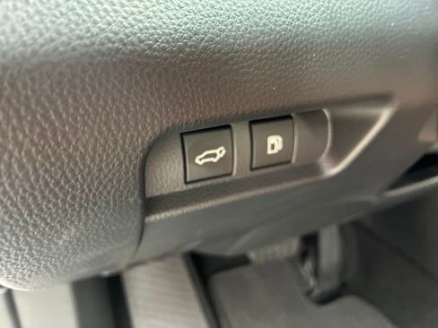 New 2026 Toyota Crown Signia image 38