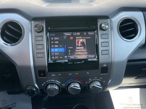 Used 2019 Toyota Tundra SR5 w/ SR5 Upgrade Package AWD/4WD image 13