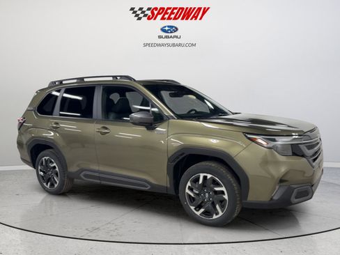 New 2025 Subaru Forester Limited image 12