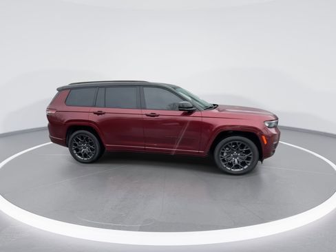 Used 2024 Jeep Grand Cherokee L Summit image 23