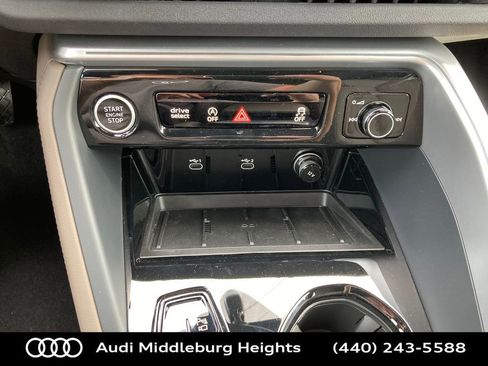 Used 2025 Audi Q5 Premium Plus w/ Premium Plus image 39