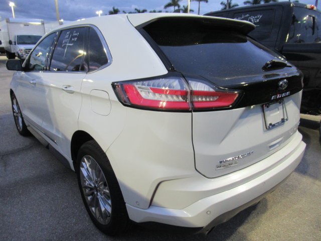 Used 2022 Ford Edge Titanium w/ Equipment Group 301A AWD/4WD image 4