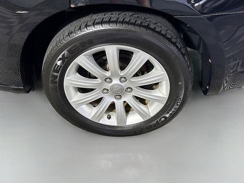 Used 2013 Chrysler 200 Touring FWD image 27