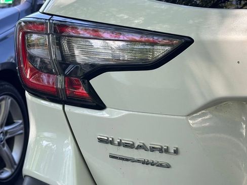 Used 2023 Subaru Outback Limited AWD/4WD image 9