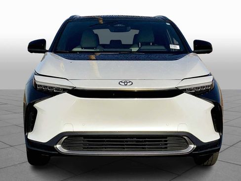 Certified 2023 Toyota bZ4X Limited w/ Weather Package image 3