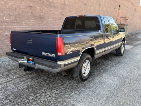 Used 1998 Chevrolet Silverado 1500 Fleetside w/ Preferred Equipment Group 3 image 5