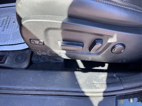 Used 2018 Toyota Highlander XLE w/ Carpet Mat Package (TMS) image 41