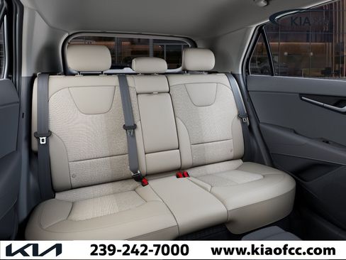 New 2026 Kia Niro EX FWD image 16