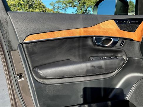 Used 2023 Volvo XC90 B6 Plus w/ Protection Package Premier image 26